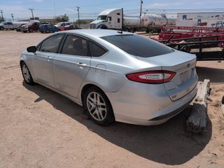 2015 Ford Fusion SE - Exterior Rear Left Corner Image